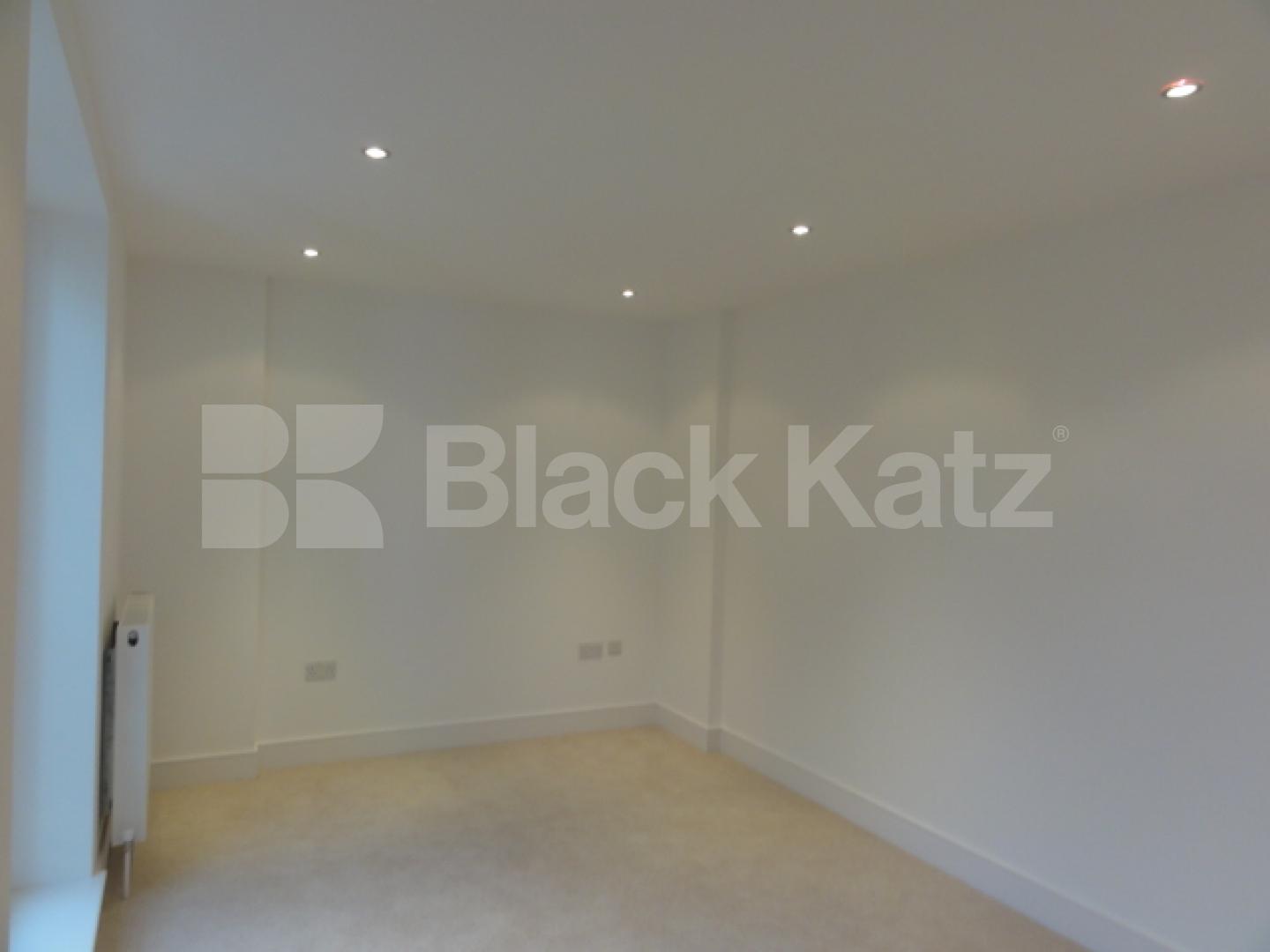 			NEW INSTRUCTION, 2 Bedroom, 1 bath, 1 reception Apartment			 Gloucester Court, Rowcross Street, Bermondsey